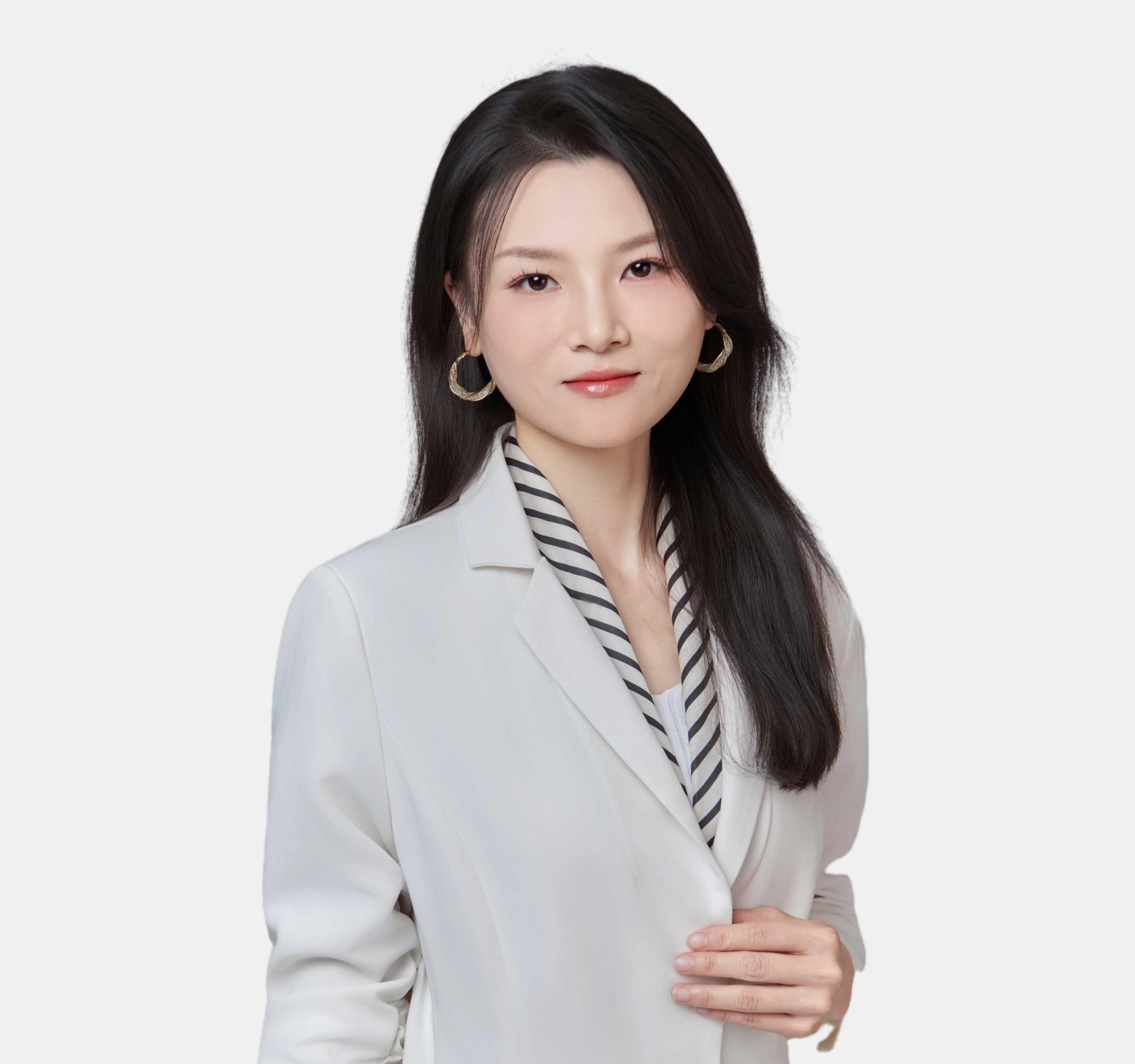 张晏瑜