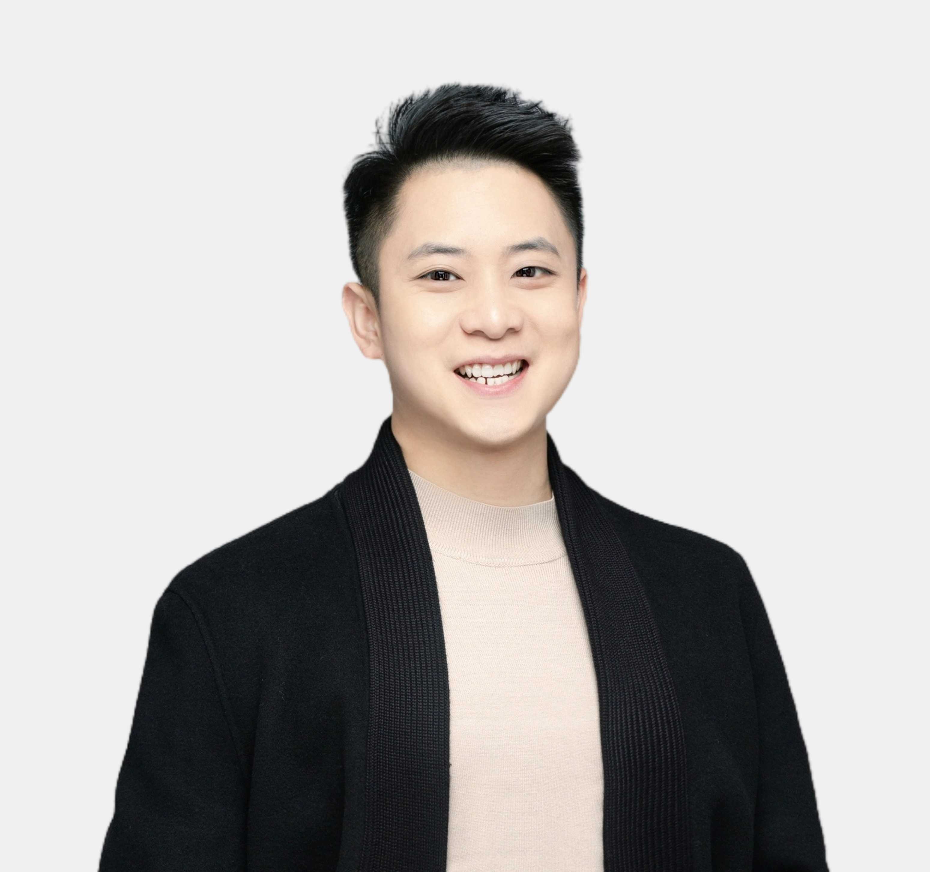 何鹏
